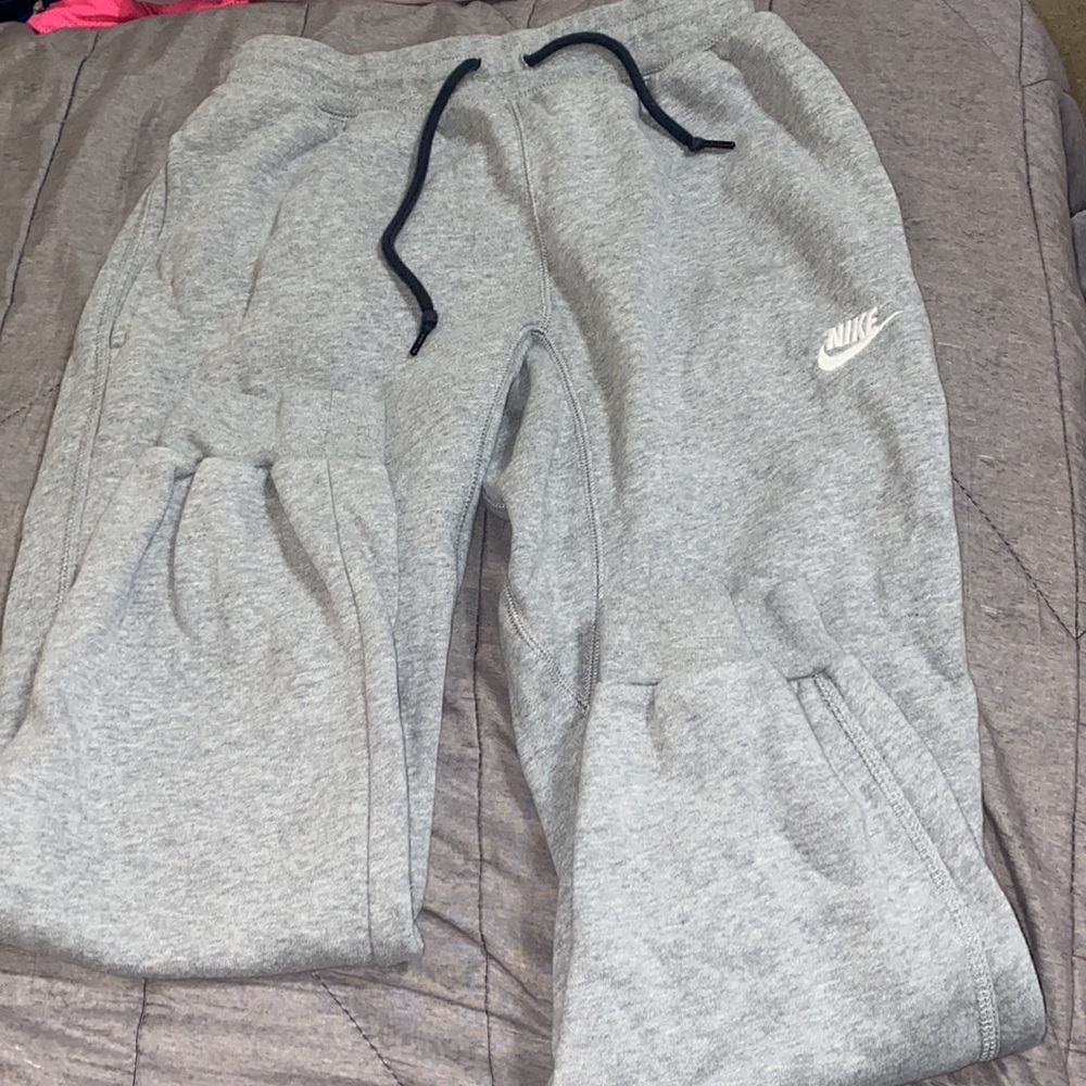 Nike joggers
